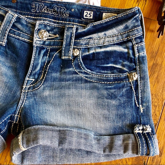 *Sold on Facebook* Miss Me 25 Cross - Picture 5 of 6